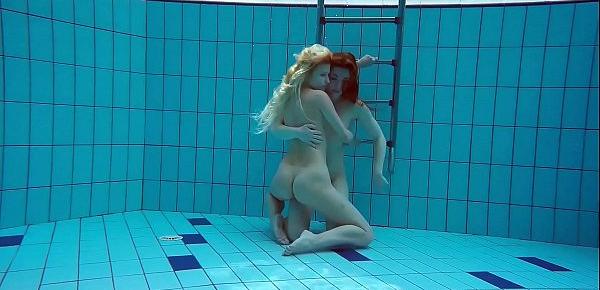  Two hot lesbians in the pool